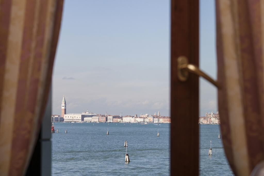 Hotel Riviera Venezia Lido Esterno foto